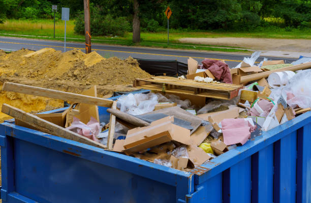 Best Yard Waste Removal  in Pinckney, MI