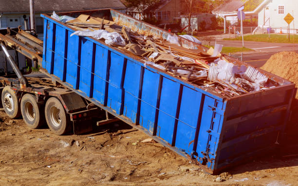 Best Hot Tub Removal  in Pinckney, MI